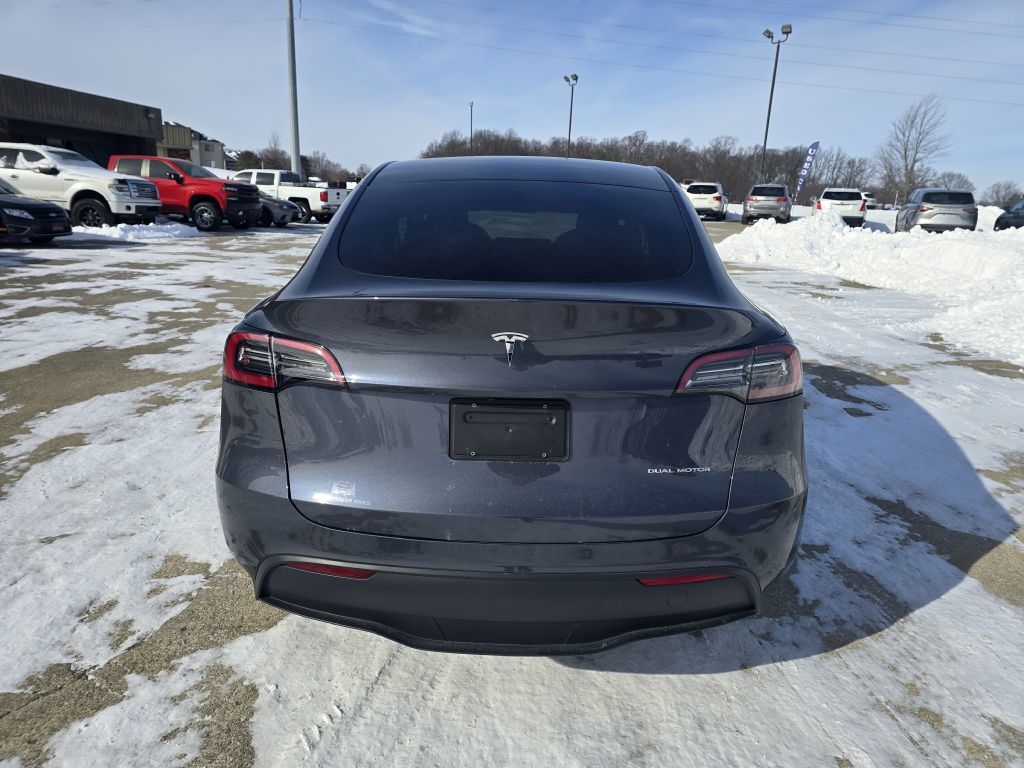 Tesla Model Y Long Range AWD 2023