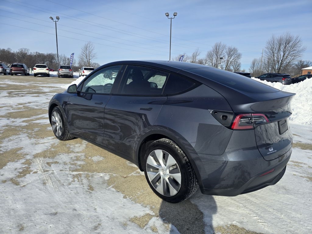 Tesla Model Y Long Range AWD 2023