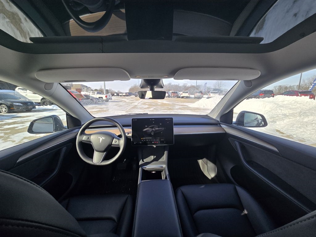 Tesla Model Y Long Range AWD 2023