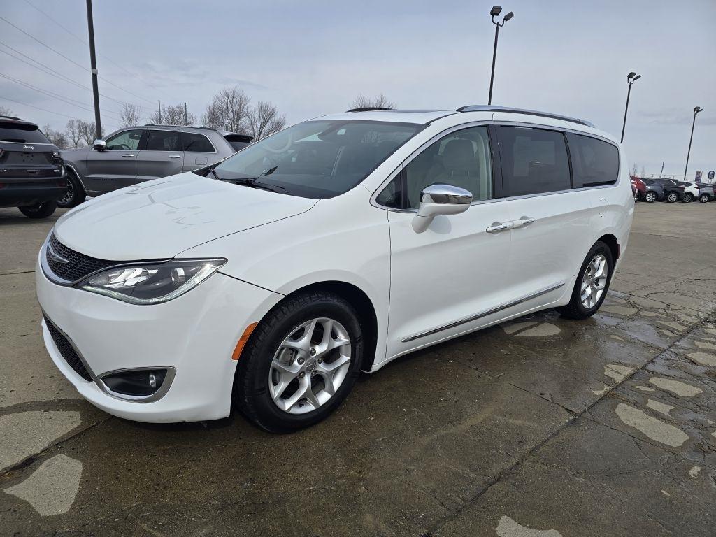2020 Chrysler Pacifica Limited FWD