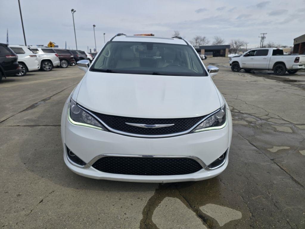 Chrysler Pacifica Limited FWD 2020