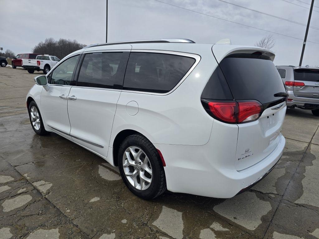 Chrysler Pacifica Limited FWD 2020