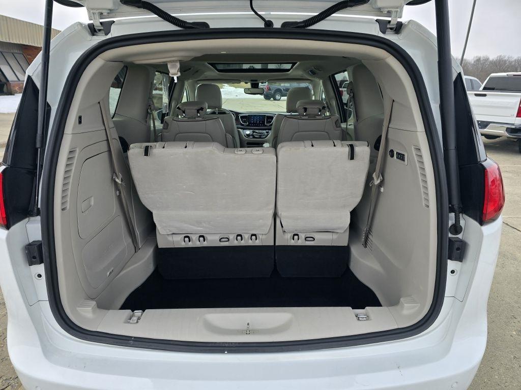 Chrysler Pacifica Limited FWD 2020