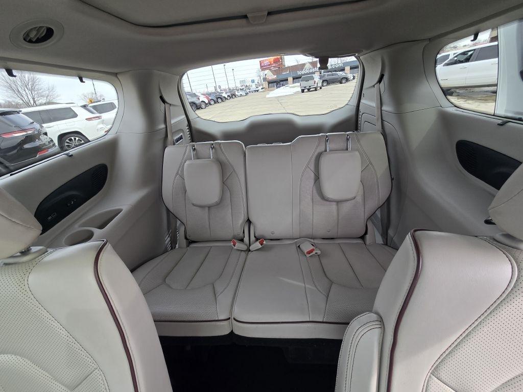 Chrysler Pacifica Limited FWD 2020