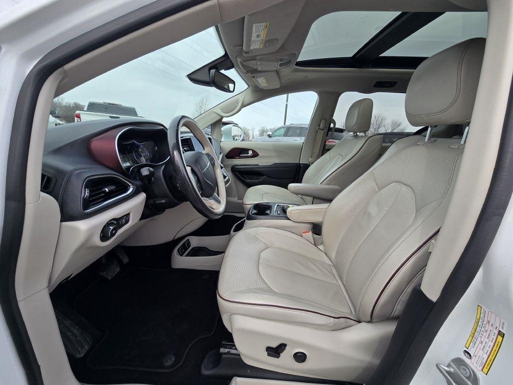 Chrysler Pacifica Limited FWD 2020