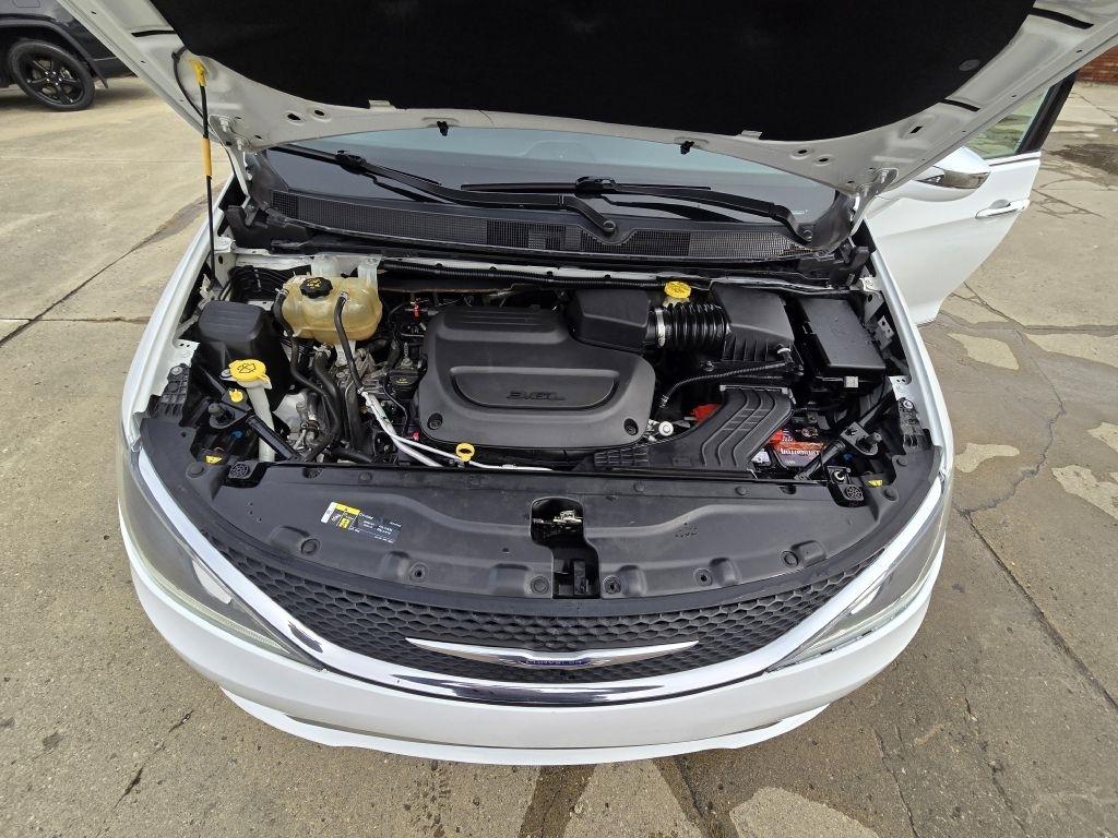 Chrysler Pacifica Limited FWD 2020