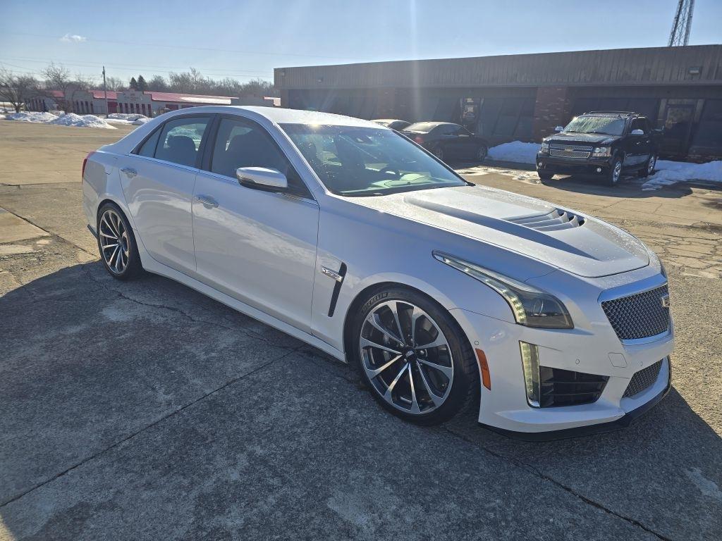 Cadillac CTS-V Sedan 4dr Sdn 2016