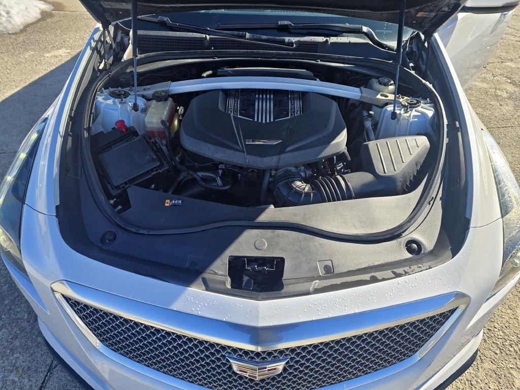 Cadillac CTS-V Sedan 4dr Sdn 2016