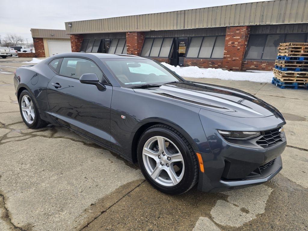 Chevrolet Camaro 2dr Cpe 2LT 2020