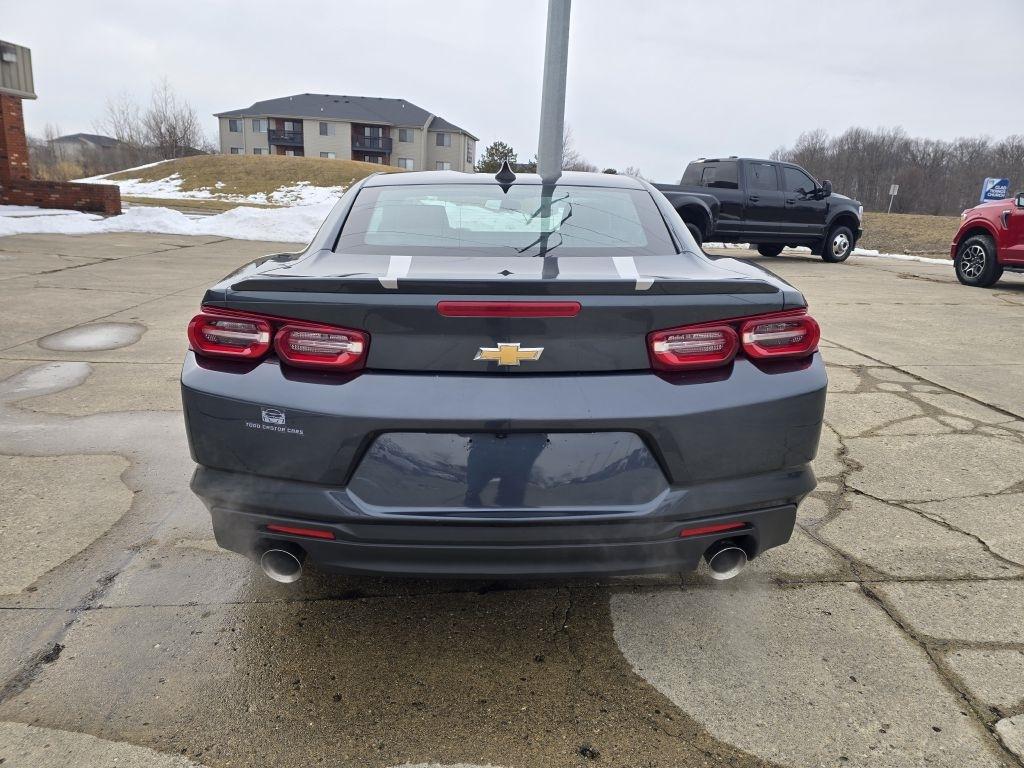 Chevrolet Camaro 2dr Cpe 2LT 2020