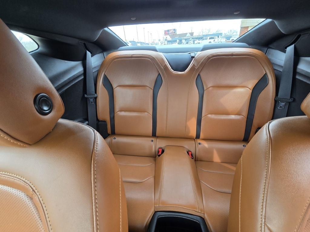 Chevrolet Camaro 2dr Cpe 2LT 2020