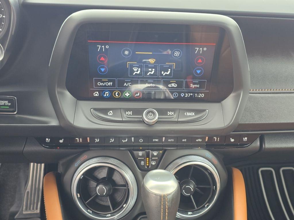 Chevrolet Camaro 2dr Cpe 2LT 2020