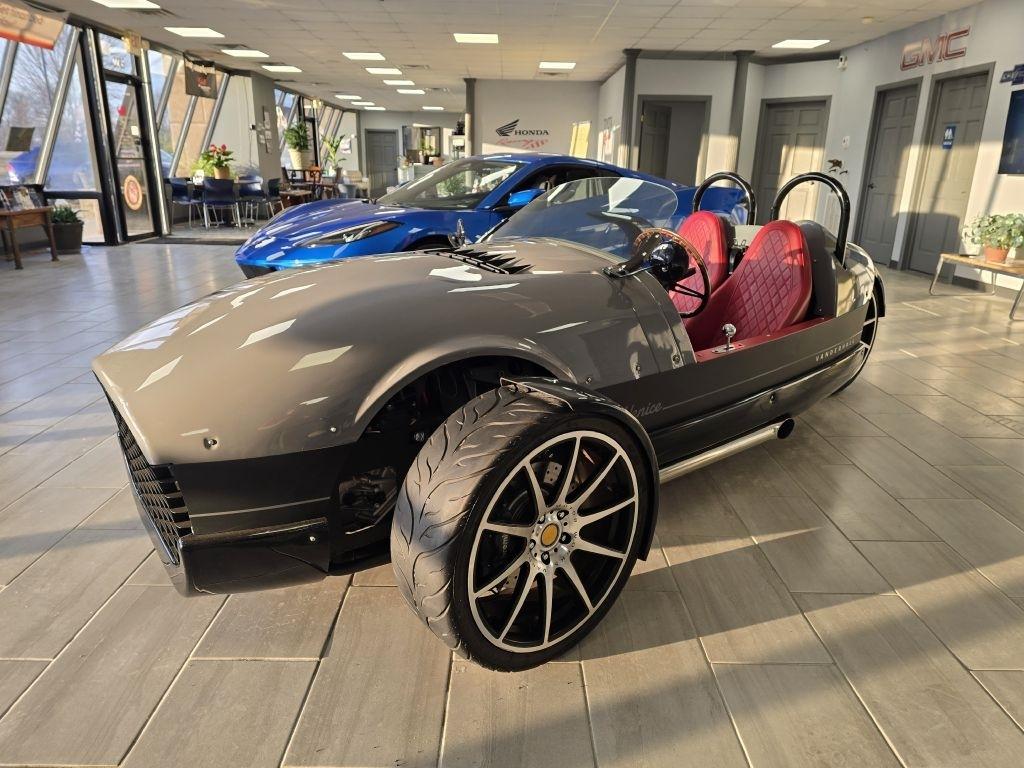 2022 Vanderhall Venice GTS 