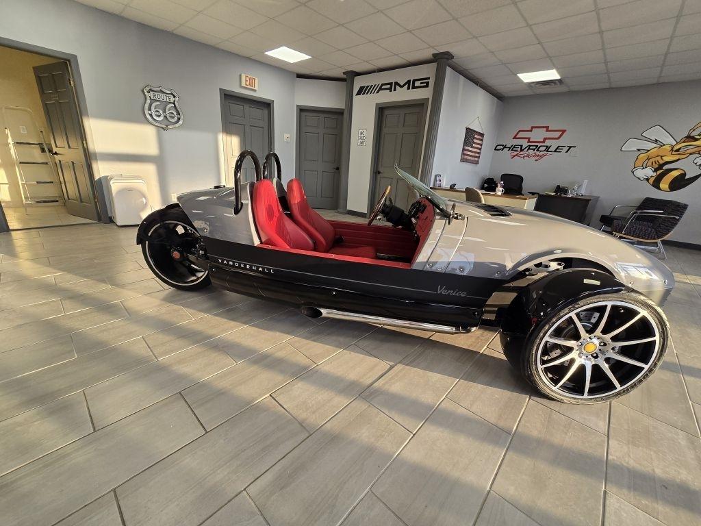 Vanderhall Venice GTS  2022