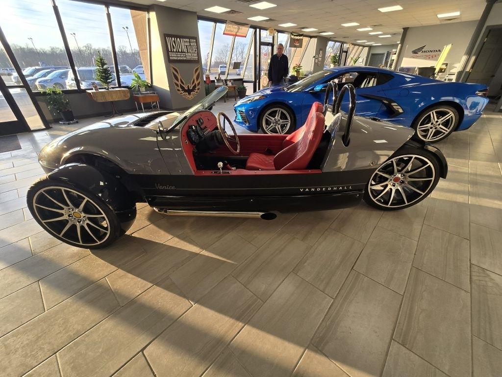 Vanderhall Venice GTS  2022