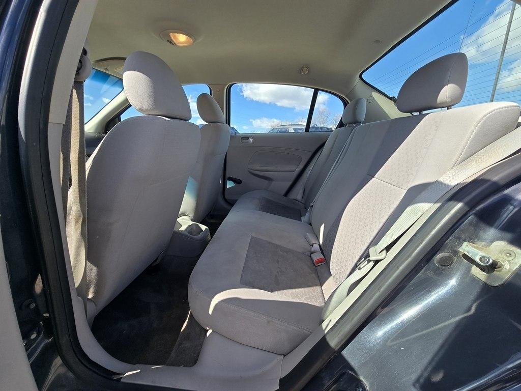Chevrolet Cobalt 4dr Sdn LS 2009