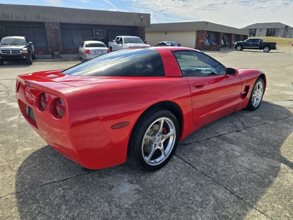 Chevrolet Corvette 2dr Cpe 2003