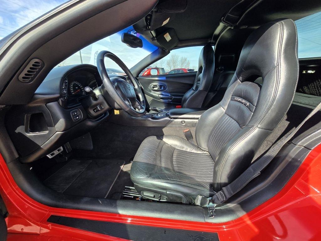 Chevrolet Corvette 2dr Cpe 2003