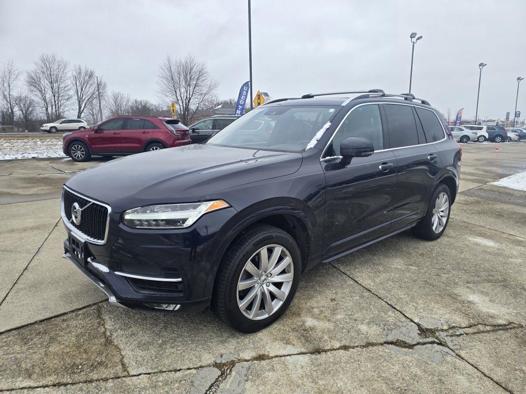 2017 Volvo XC90 T6 AWD 7-Passenger Momentum