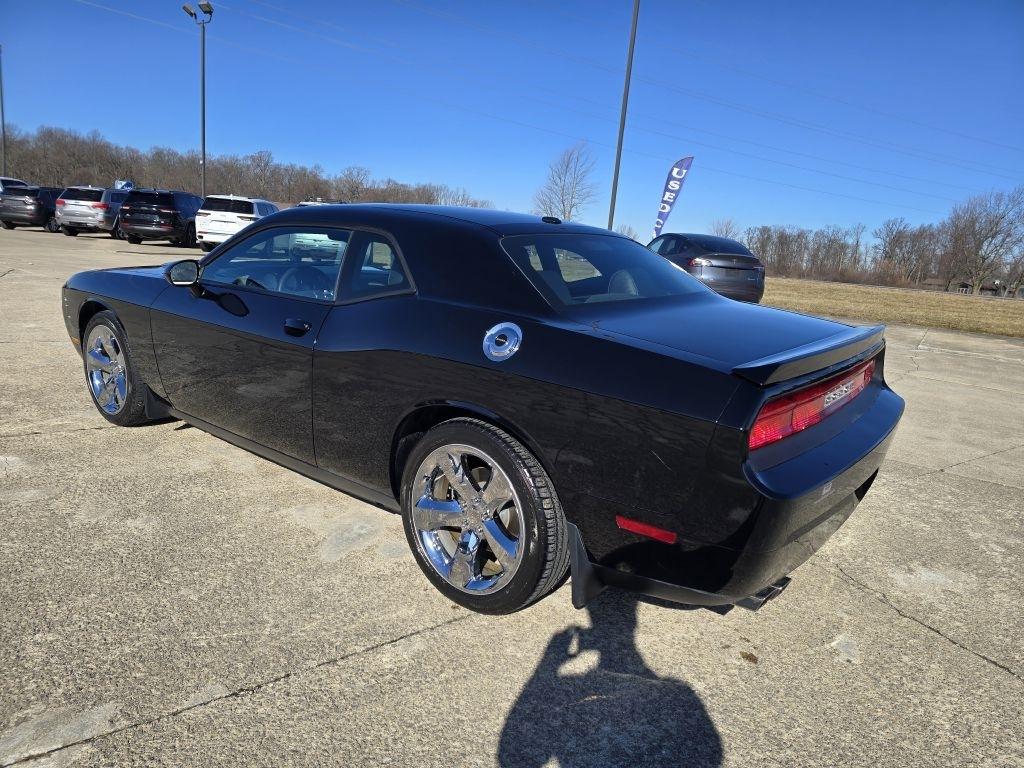 Dodge Challenger 2dr Cpe SXT Plus 2012