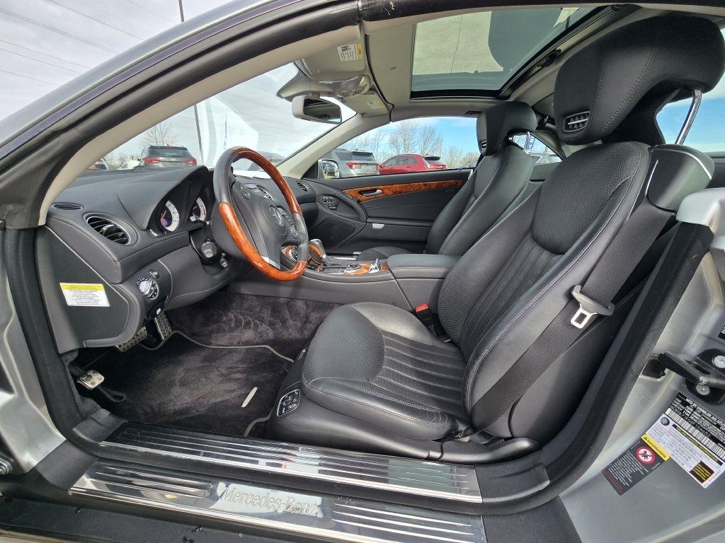 Mercedes-Benz SL-Class 2dr Roadster 5.5L V8 2009