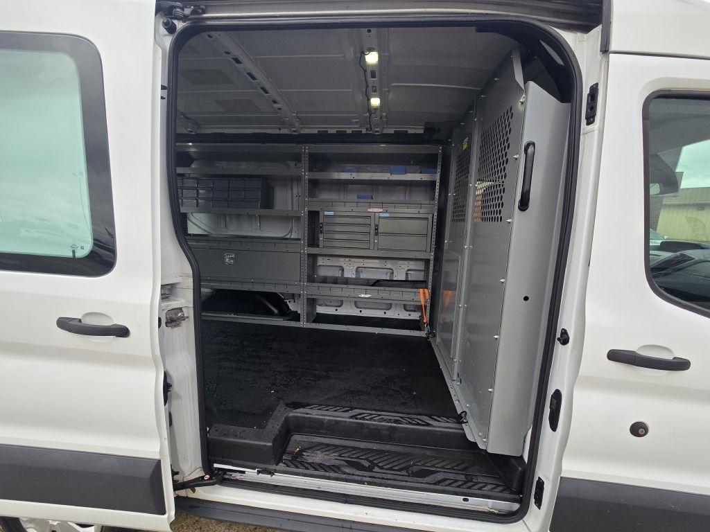 Ford Transit Cargo Van T-250 130" Med Rf 9000 GVWR Sliding RH Dr 2016
