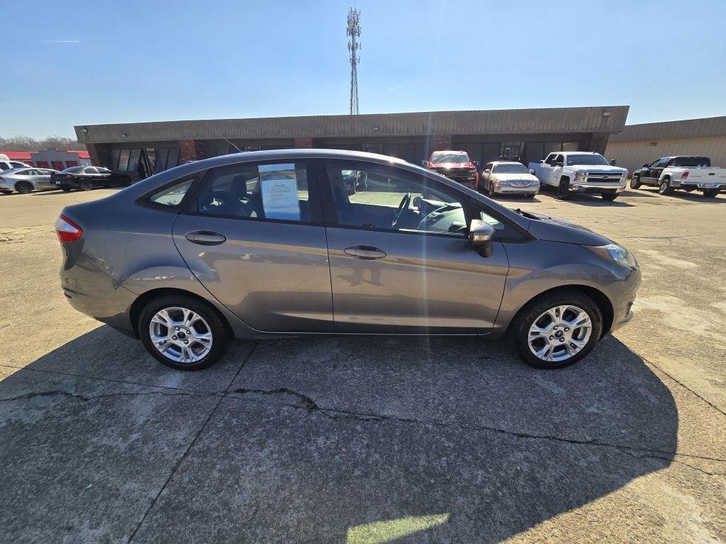 Ford Fiesta 4dr Sdn SE 2014