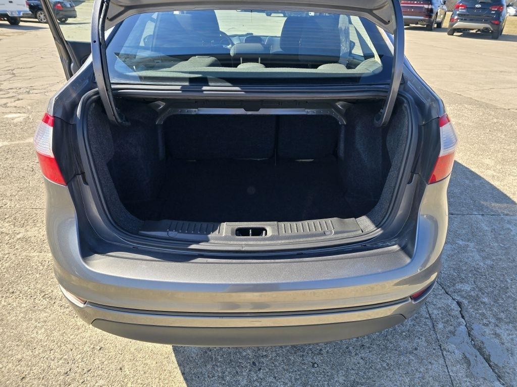 Ford Fiesta 4dr Sdn SE 2014