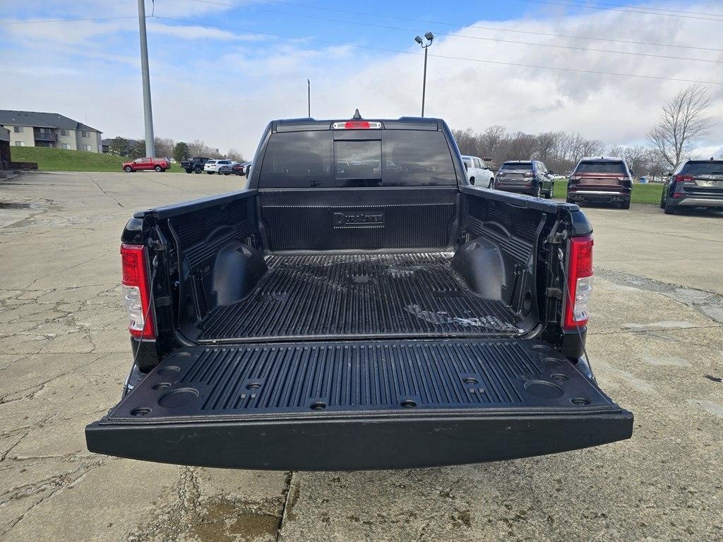 RAM 1500 Big Horn 4x4 Quad Cab 6'4" Box 2020