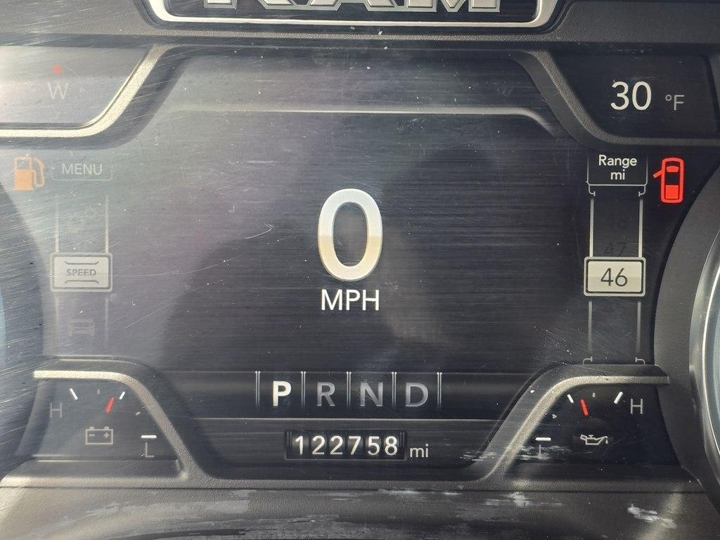 RAM 1500 Big Horn 4x4 Quad Cab 6'4" Box 2020