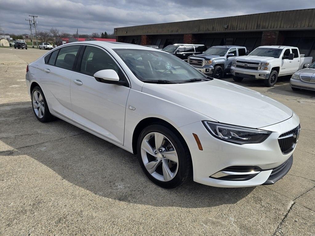 Buick Regal Sportback 4dr Sdn Preferred FWD 2018