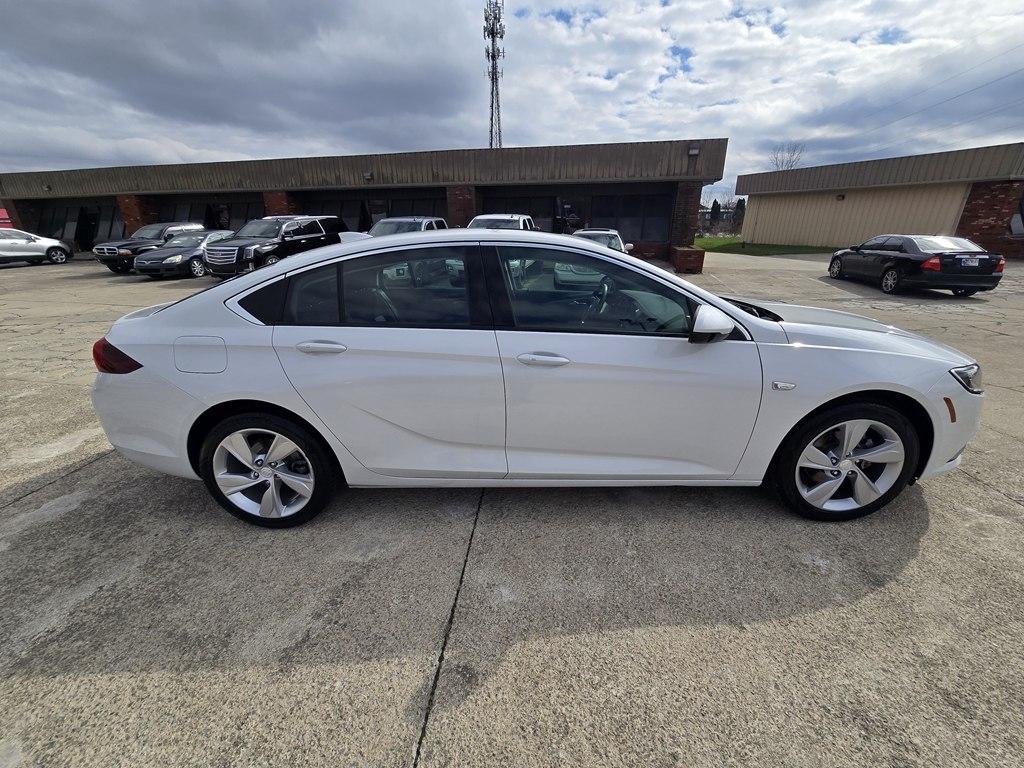 Buick Regal Sportback 4dr Sdn Preferred FWD 2018