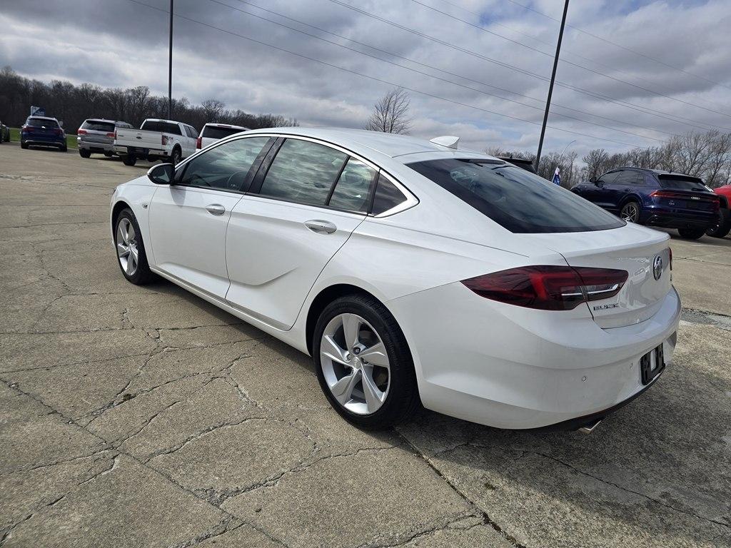 Buick Regal Sportback 4dr Sdn Preferred FWD 2018