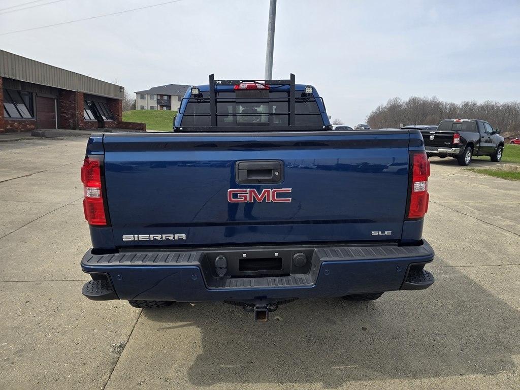 GMC Sierra 1500 4WD Crew Cab 153.0" SLE 2017