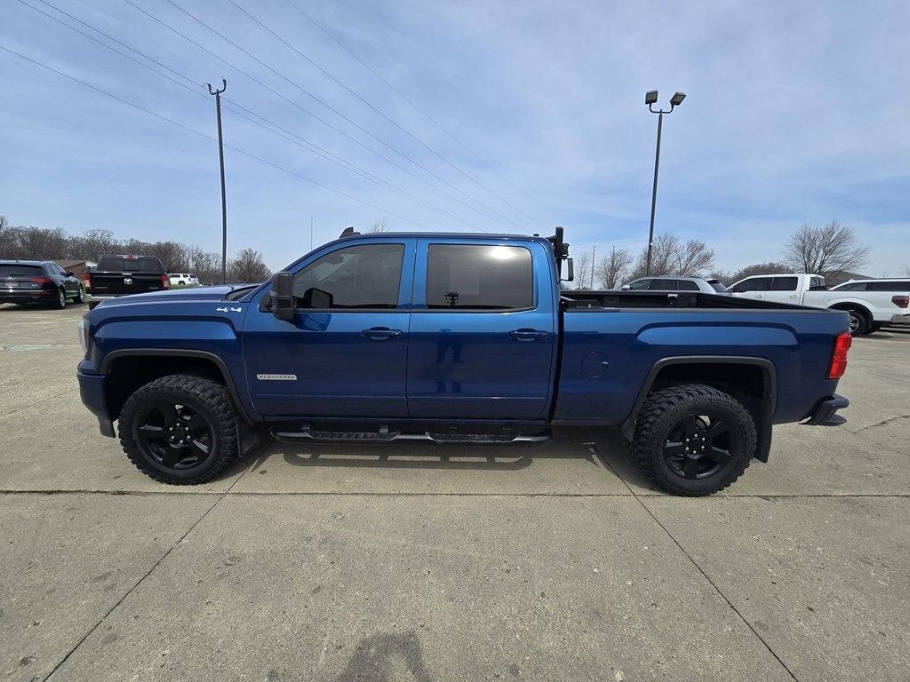 GMC Sierra 1500 4WD Crew Cab 153.0" SLE 2017