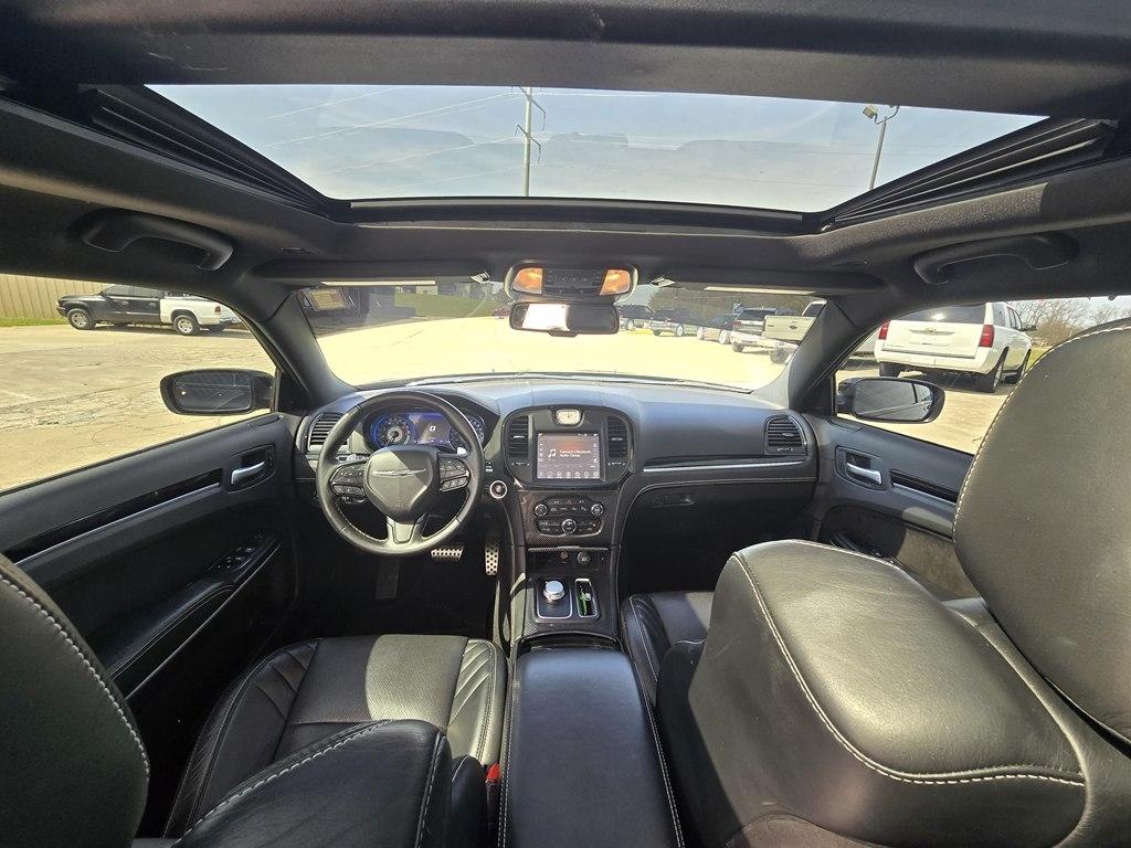 Chrysler 300 300C RWD 2023