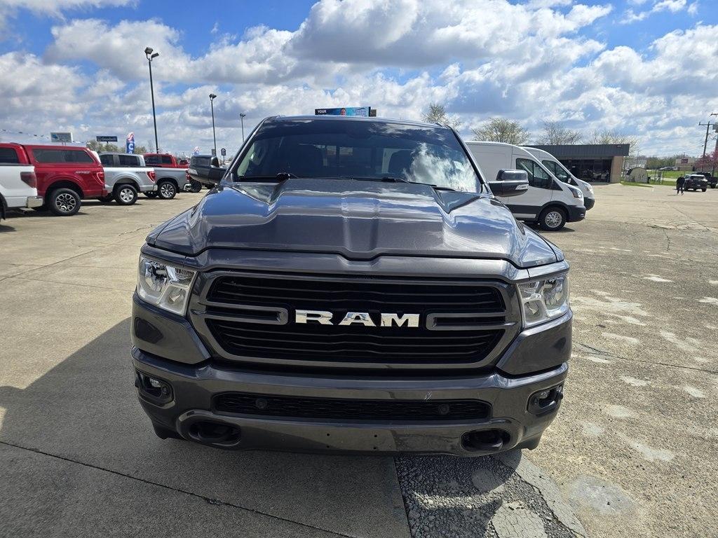 RAM 1500 Big Horn 4x4 Crew Cab 5'7" Box 2020