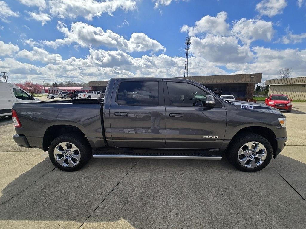 RAM 1500 Big Horn 4x4 Crew Cab 5'7" Box 2020