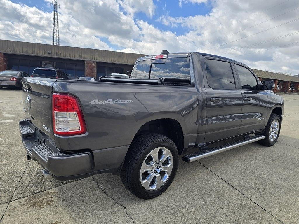 RAM 1500 Big Horn 4x4 Crew Cab 5'7" Box 2020