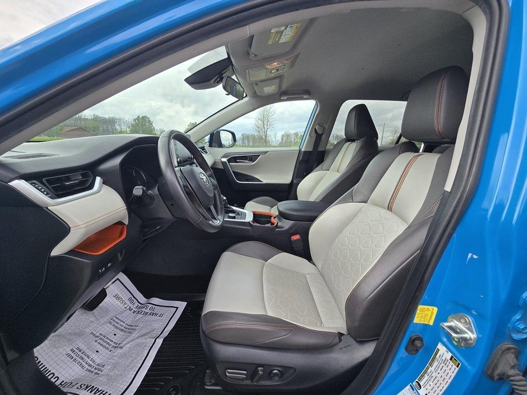 Toyota RAV4 TRD Off Road AWD (Natl) 2020