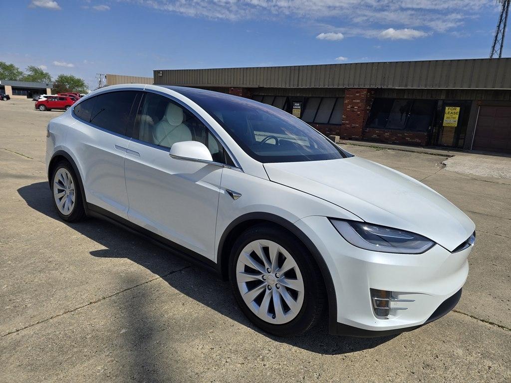 Tesla Model X Long Range 4D SUV AWD 2019