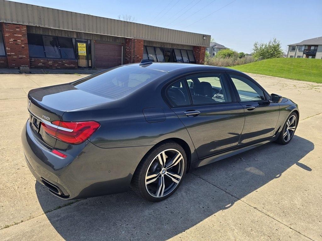 BMW 7 Series 750i Sedan 2017