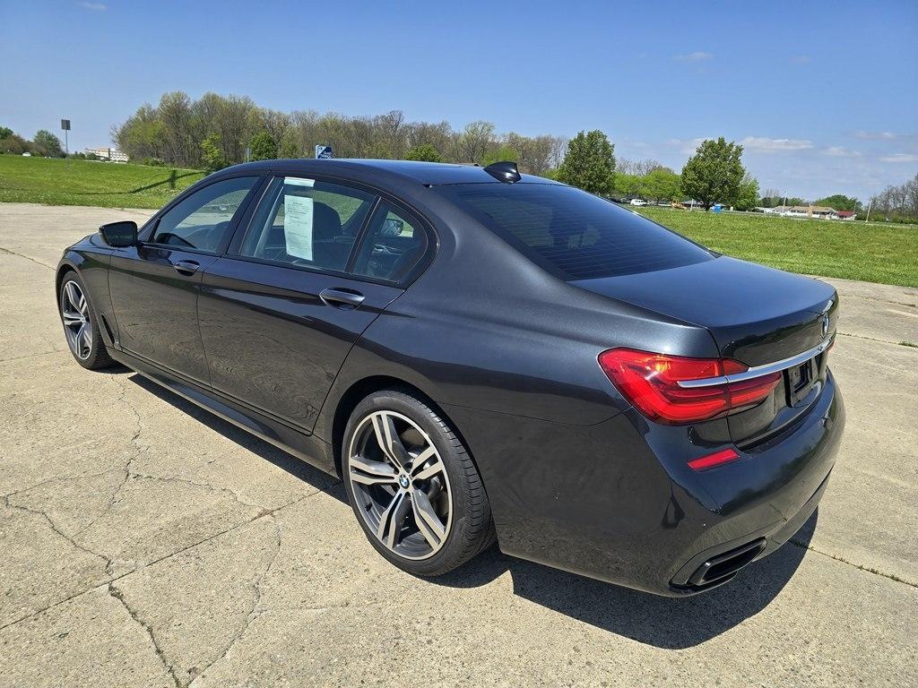 BMW 7 Series 750i Sedan 2017