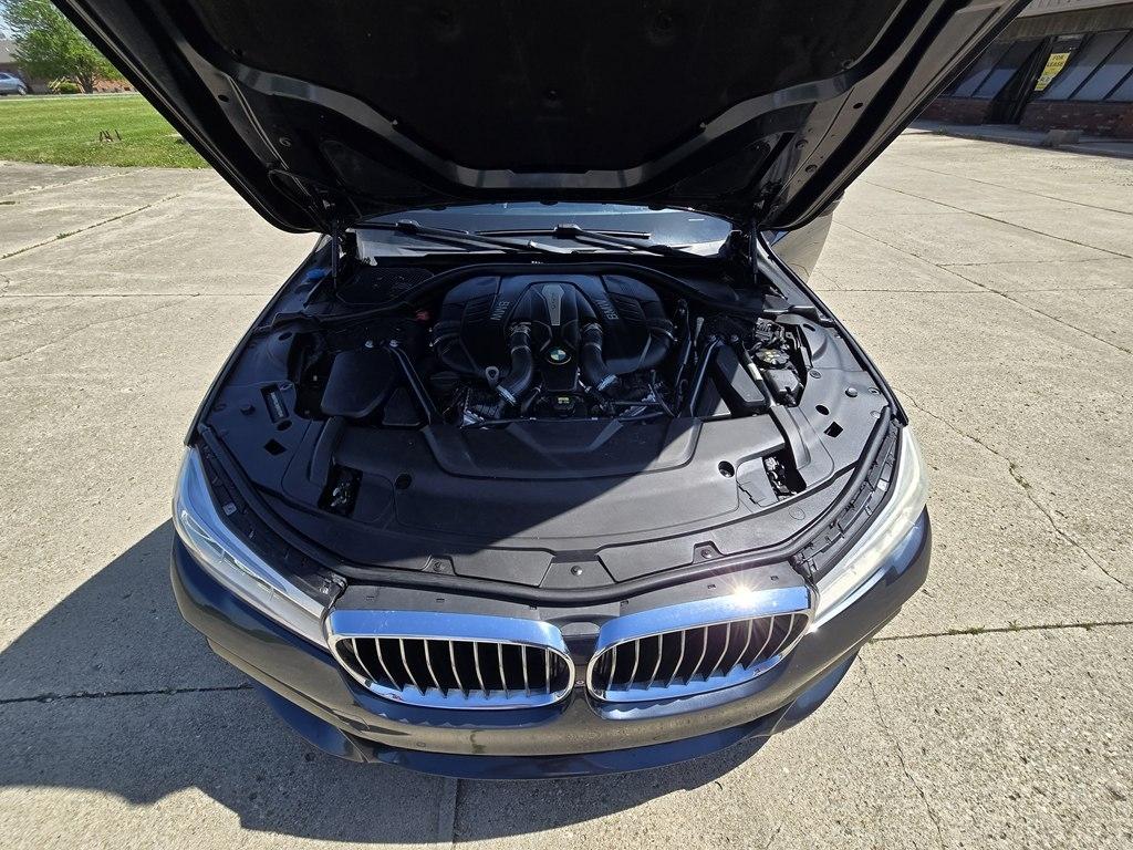 BMW 7 Series 750i Sedan 2017