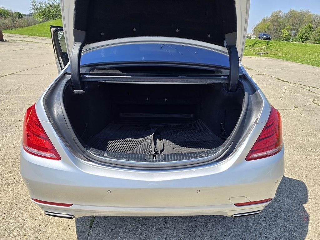 Mercedes-Benz S-Class 4dr Sdn S 550 RWD 2015