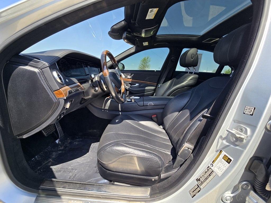 Mercedes-Benz S-Class 4dr Sdn S 550 RWD 2015