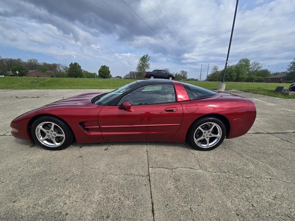 Chevrolet Corvette 2dr Cpe 2004