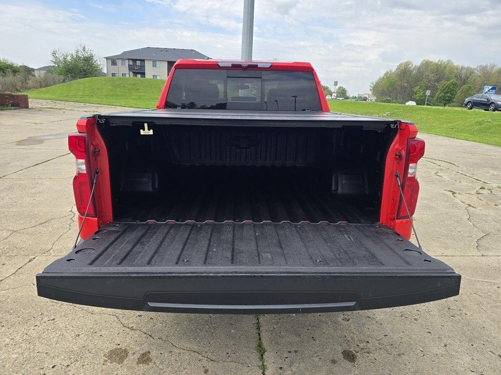 Chevrolet Silverado 1500 4WD Crew Cab 147" RST 2021