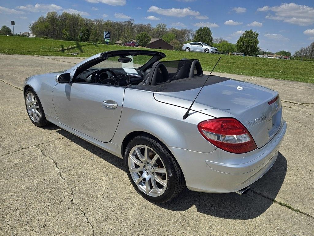 Mercedes-Benz SLK-Class Roadster 3.5L 2006