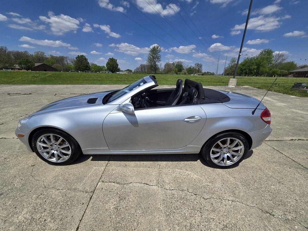 Mercedes-Benz SLK-Class Roadster 3.5L 2006